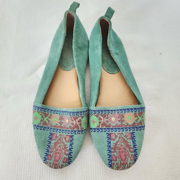 Latigo Shoes - Latigo Begonia Anthropologie Size 8.5M Flats Embroidered Leather Suede Teal Boho